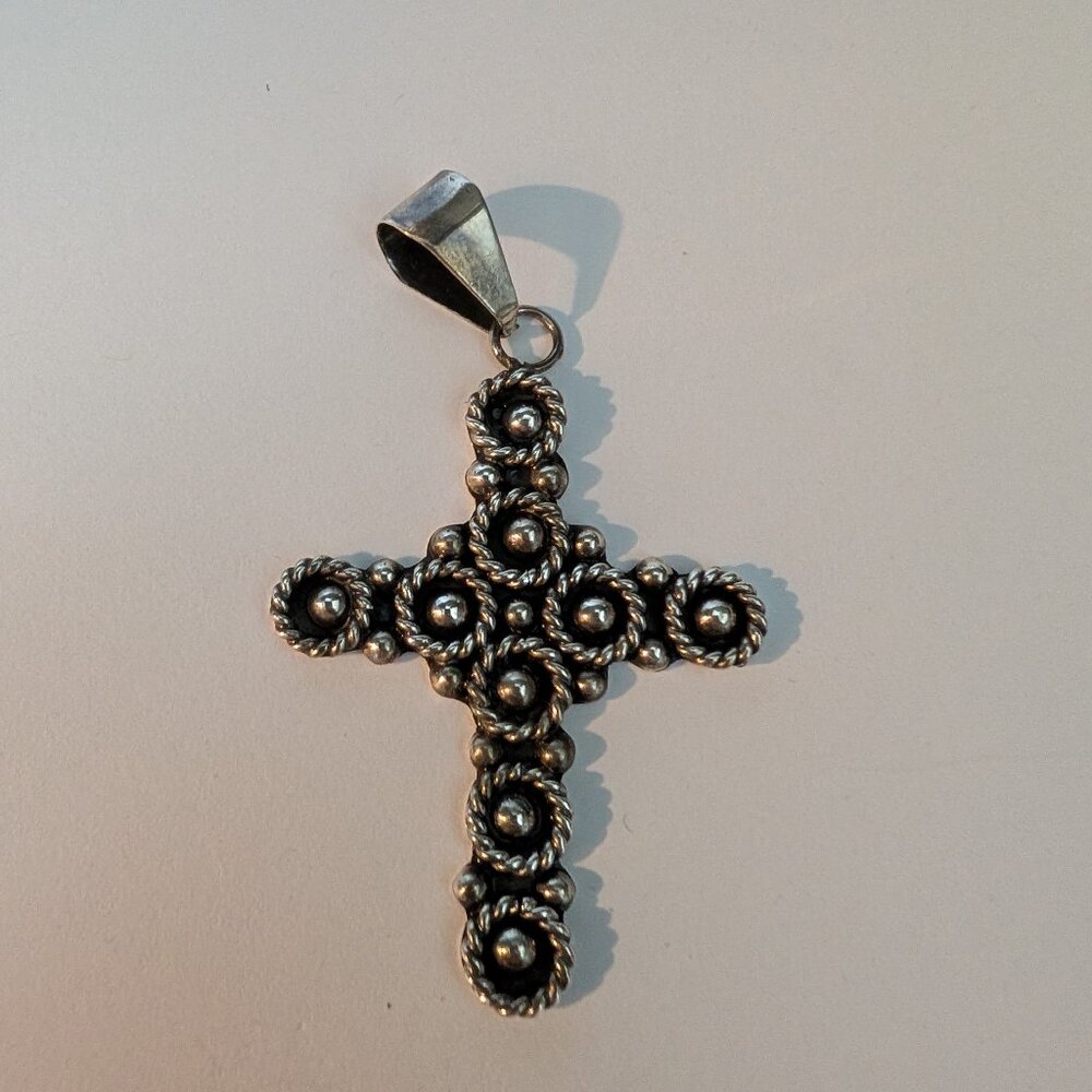 MEXICO Sterling Silver Floral Cross.